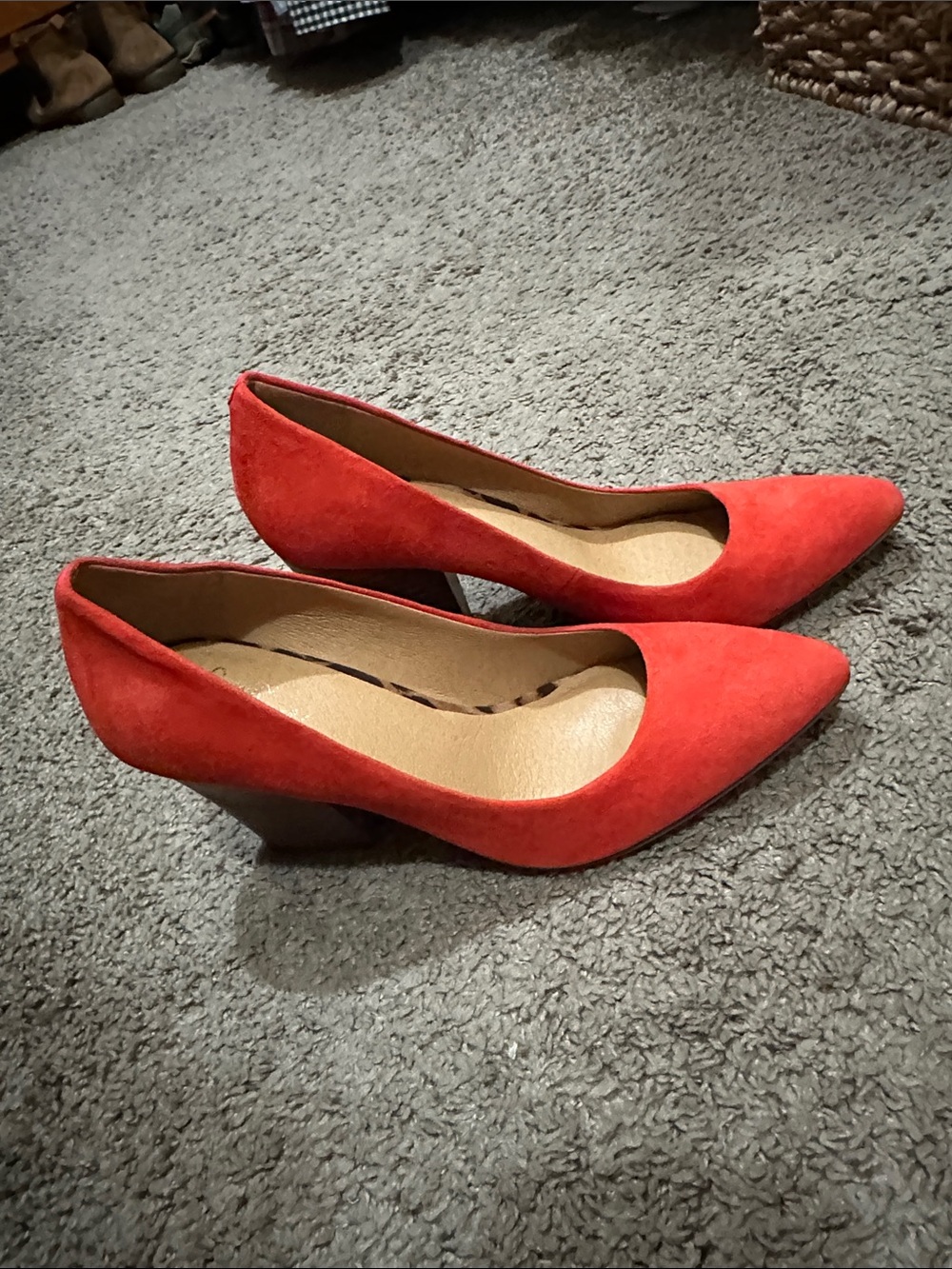 Crown Vintage Bright Red Pointed Suede leather Mid Heels